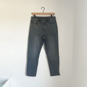 American Eagle High Rise Mom Jean - Black - Size 8 Regular